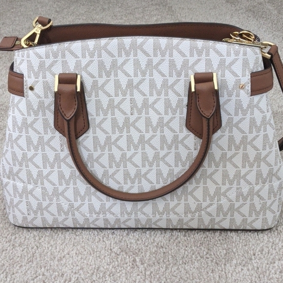 buying a hermes bag